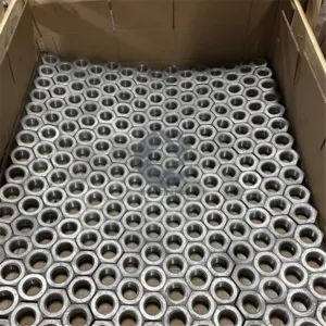 I8I Qualité DIN 934 - ISO 4032 - UNI 5588  Ecrou hexagonaux Galvanisé à chaud